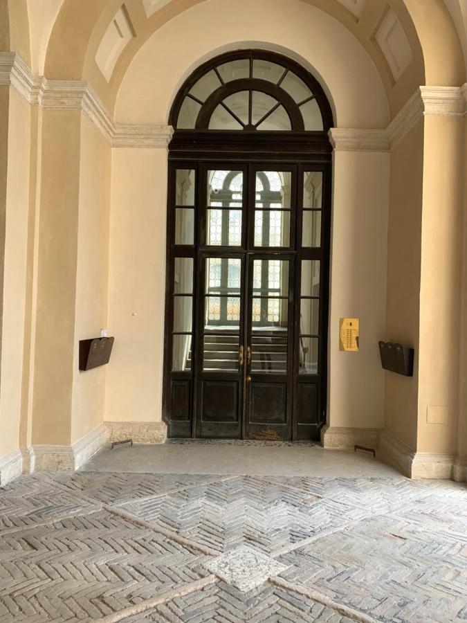 شقة Cavour44 - Palazzo Canossa فيرونا المظهر الخارجي الصورة